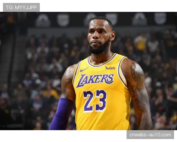 勒布朗·詹姆斯确认因脚踝伤势缺席常规赛收官战，湖人排名锁定附加赛区